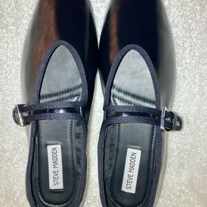 Steve Madden Black and Gray Mary Jane Shoes. New!!! Never worn.